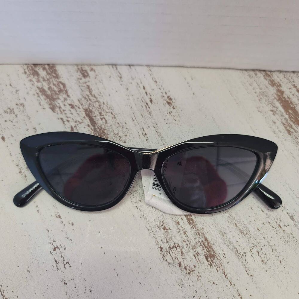 Black Gold trim cateye Sunglass Vintage Style Cut crystal top UV protection